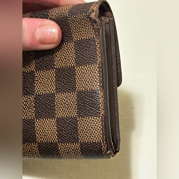 Not 4 Sale
 Louis Vuitton Damier Ebene Sarah wallet,Rehab wallet sending out - Picture 9 of 17